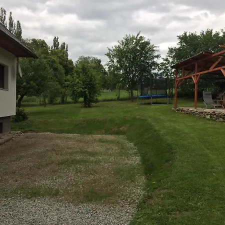 بيت للعطل Na Sumave Zdíkov